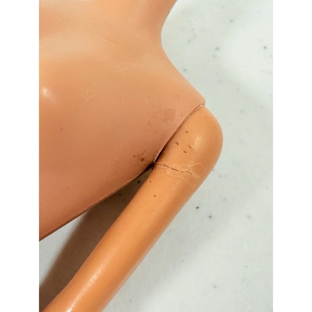 Vintage 1960 Mattel Barbie #4 Ponytail Doll Solid Body Small Neck Knob Red Nails